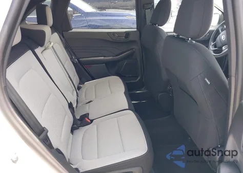 2025 Ford Escape Active z USA, uszkodzony, nr VIN 1FMCU0GN7SUA03259